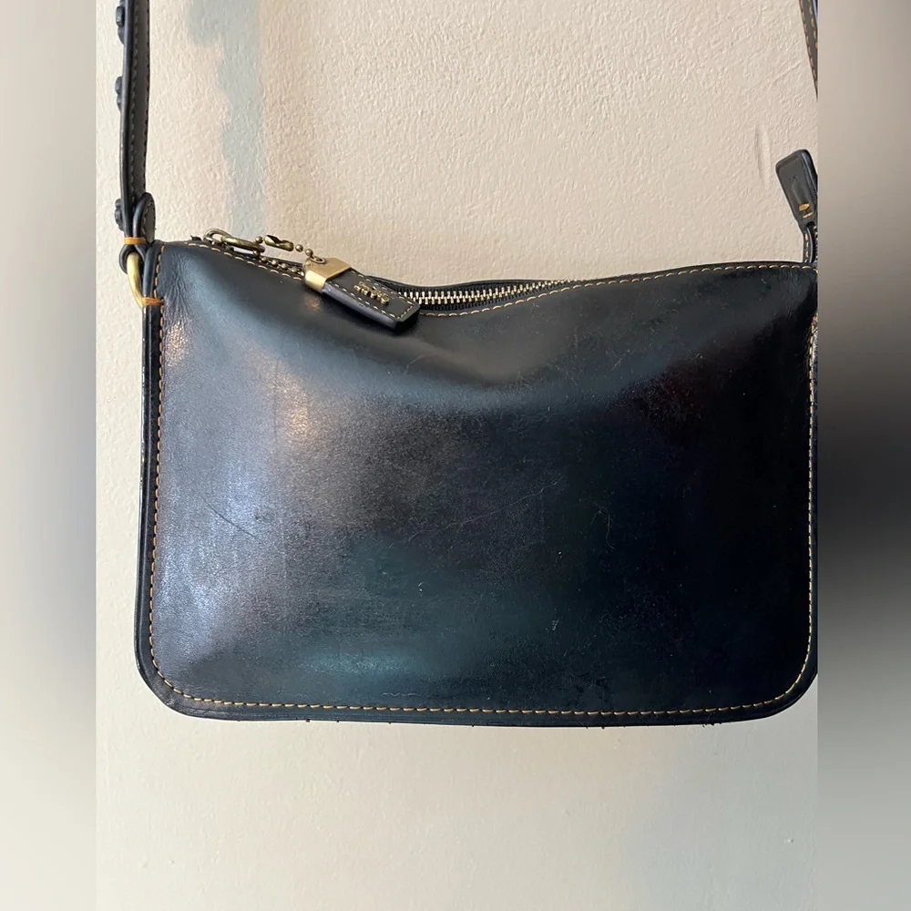 Coach 1941 Tea Rose SoHo crossbody smooth black leather zip top tea roses strap